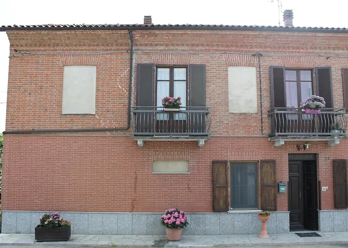 Cascina G Tra I Noccioli *